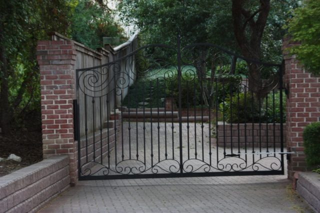 iron driveway gate